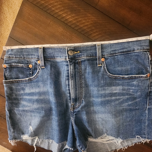 Levis Cut off denim shorts - Picture 5 of 5